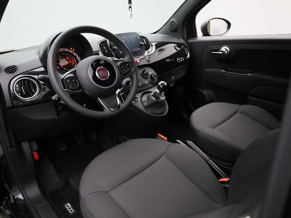 Fiat 500 1.0 Hybrid uit 2023, foto 15