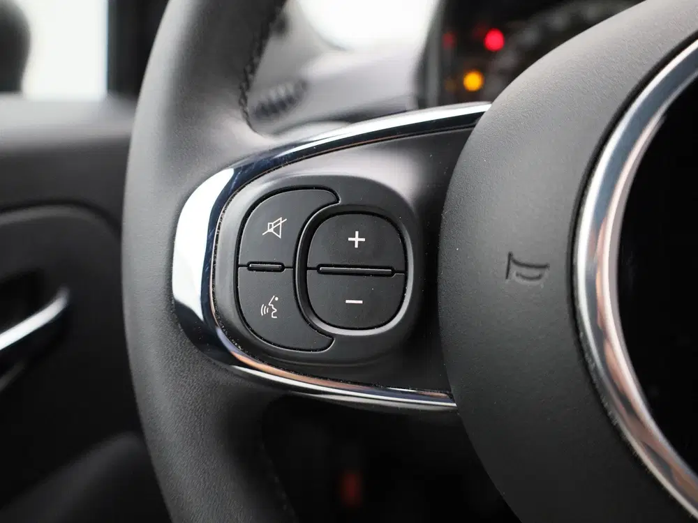 Fiat 500 1.0 Hybrid uit 2023, foto 17