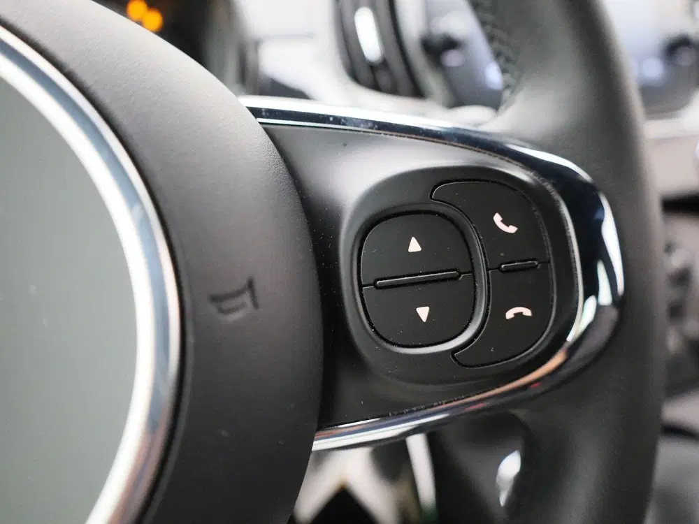 Fiat 500 1.0 Hybrid uit 2023, foto 18