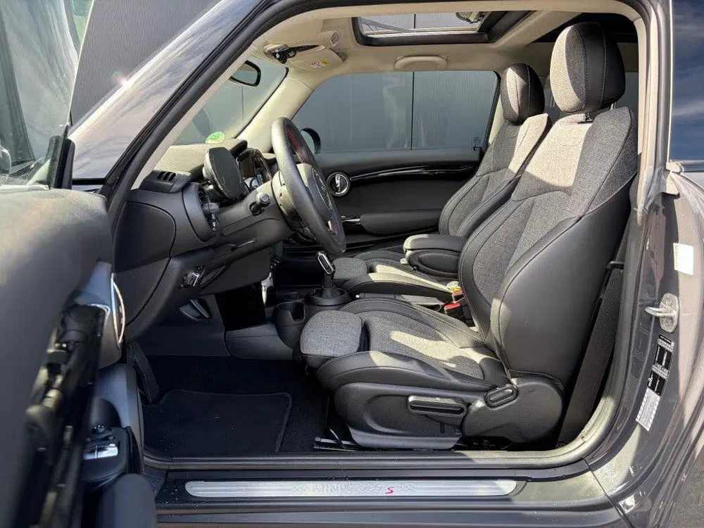 Mini Cooper S 2.0 Aut. Pano Leder Camera LED Carplay Nav uit 2021, foto 13