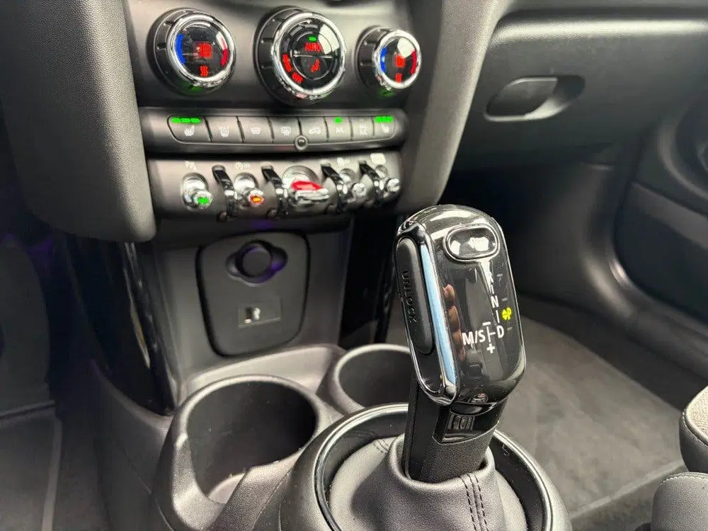 Mini Cooper S 2.0 Aut. Pano Leder Camera LED Carplay Nav uit 2021, foto 8