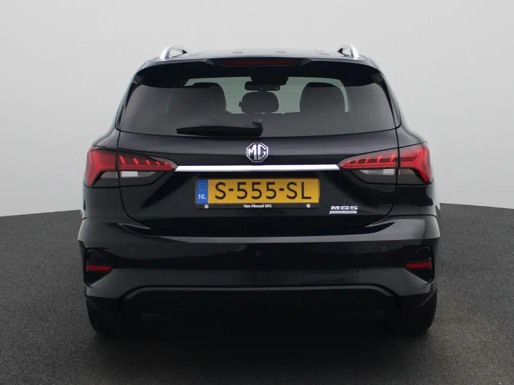 MG MG5 Luxury Long Range 61 kWh uit 2023, foto 5