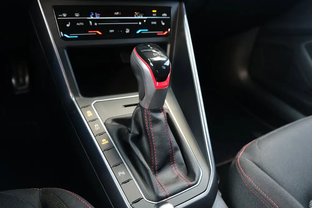 Volkswagen Polo 2.0 TSI GTI 207PK DSG Facelift IQ Matrix Led uit 2022, foto 18