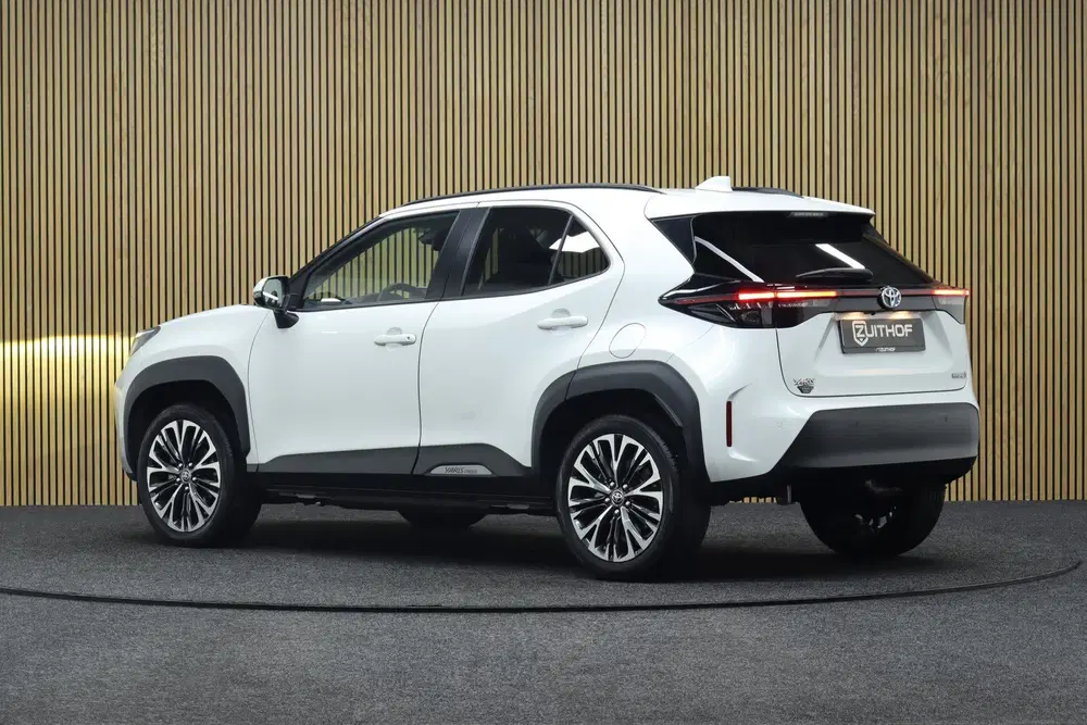Toyota Yaris Cross 1.5 Hybrid Executive uit 2023, foto 3