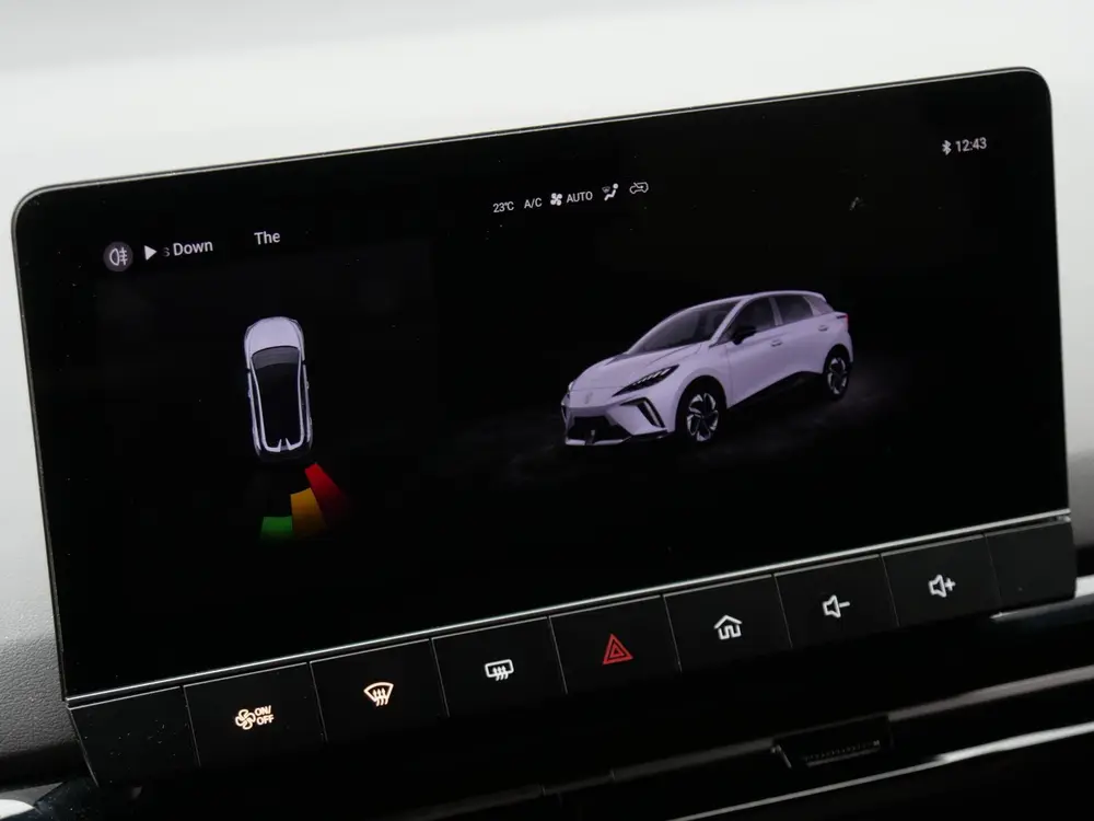 MG MG4 64kWh LONG RANGE uit 2023, foto 10