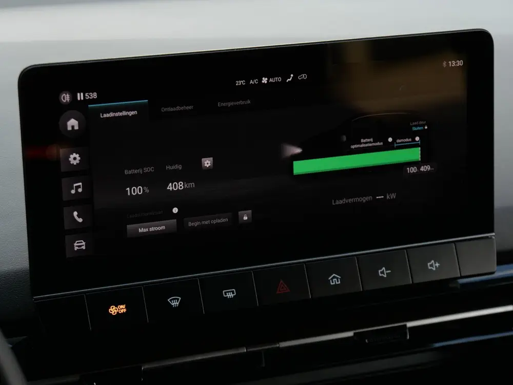 MG MG4 64kWh LONG RANGE uit 2023, foto 11