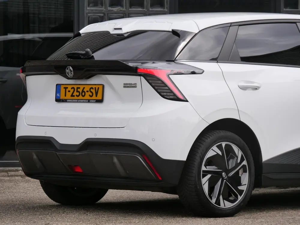 MG MG4 64kWh LONG RANGE uit 2023, foto 17