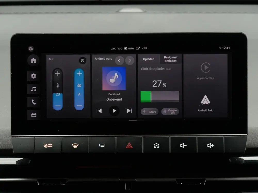 MG MG4 64kWh LONG RANGE uit 2023, foto 8