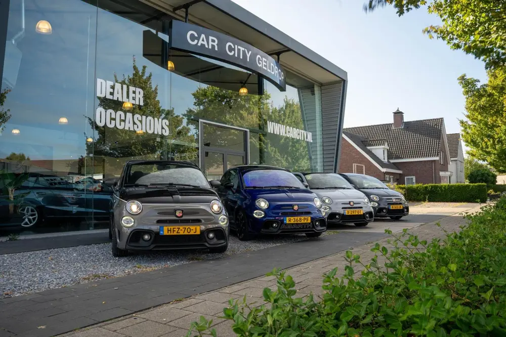 Abarth 595 1.4 T-Jet 180PK | Akrapovic |Xenon | Car uit 2021, foto 3