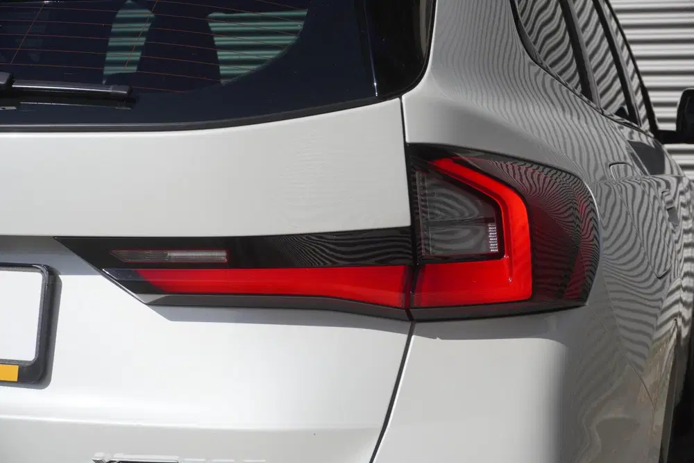 BMW X1 xDrive30e uit 2023, foto 18
