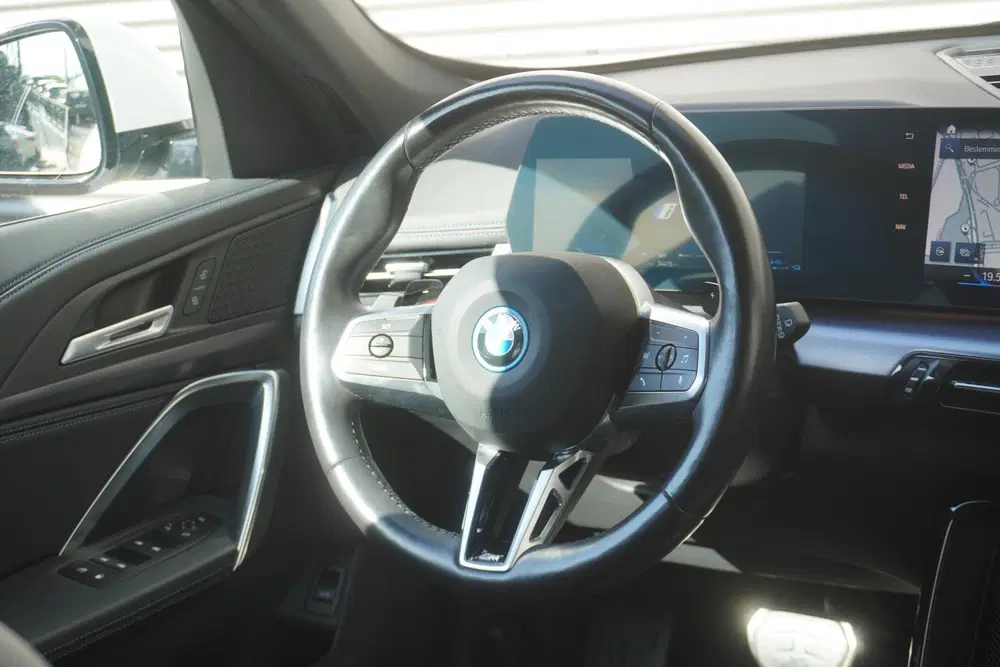 BMW X1 xDrive30e uit 2023, foto 19