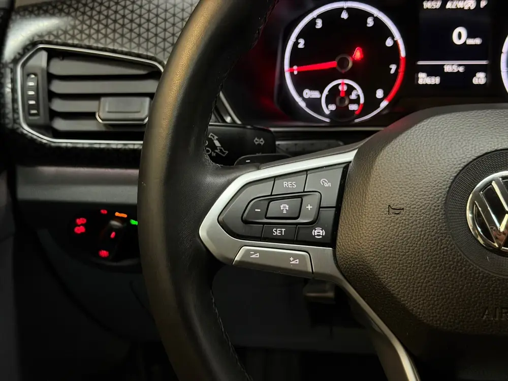Volkswagen T-Cross 1.0 TSI R-Line 2019 DSG IQ-LIGHT CAMERA K uit 2019, foto 20