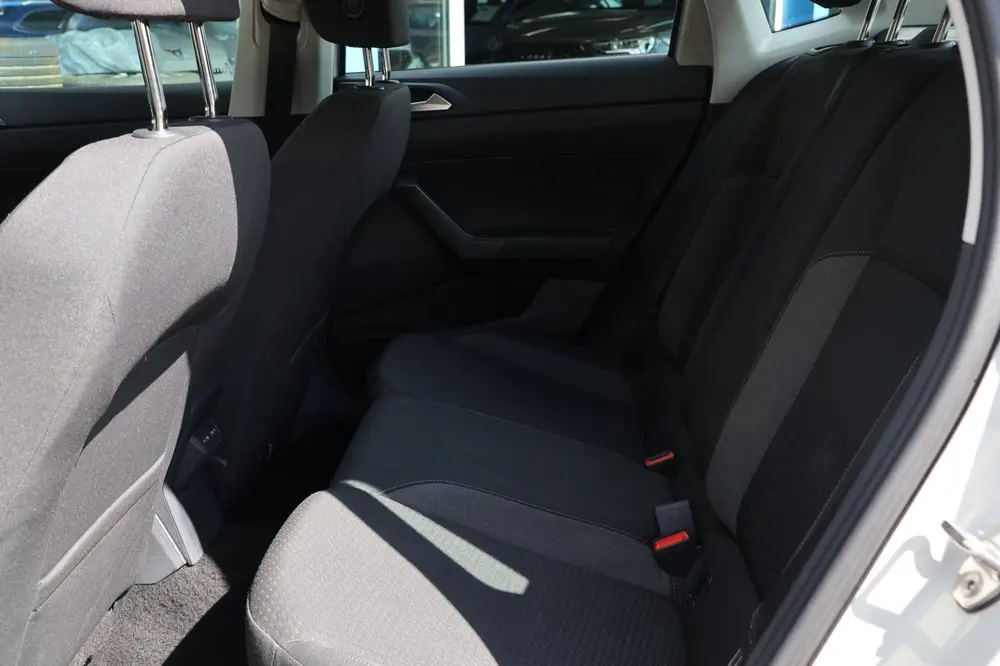 Volkswagen POLO 1.0 TSI 95PK Life App-connect Cruise-control uit 2022, foto 15