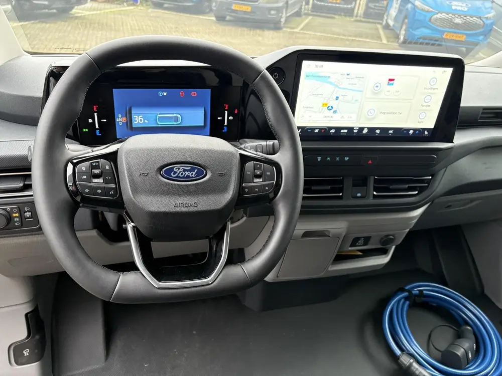 Ford E-Custom 320 L2H1 Limited 65 kWh DEMO I DRIVER ASSI uit 2024, foto 11