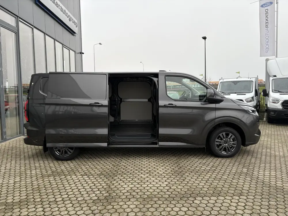 Ford E-Custom 320 L2H1 Limited 65 kWh DEMO I DRIVER ASSI uit 2024, foto 5