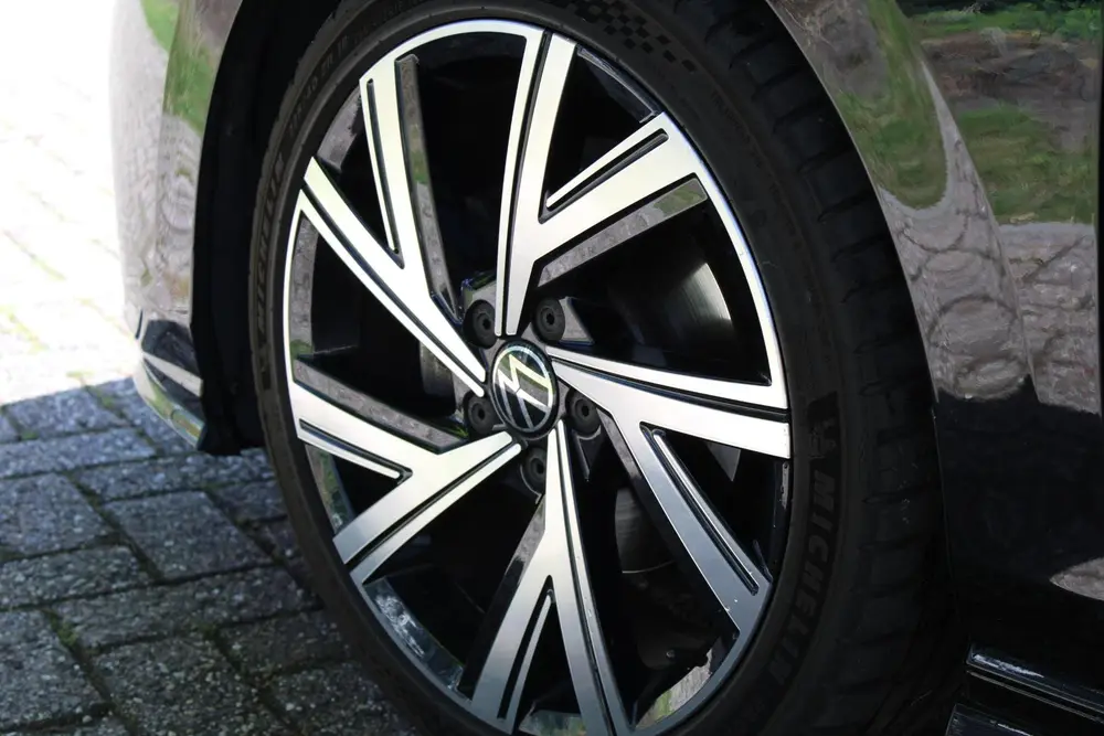 Volkswagen Golf 1.5 eTSI R-Line | Trekhaak | LED| Virtual | uit 2021, foto 13