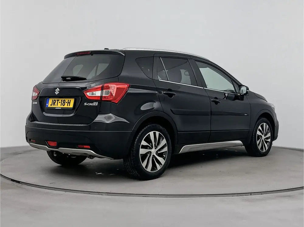 Suzuki S-Cross 1.0 Boosterjet Exclusive Stijl | Parkeersenso uit 2020, foto 2