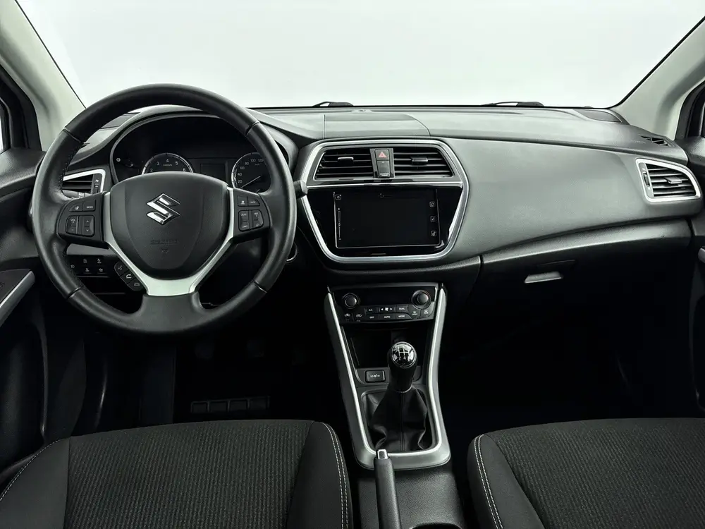 Suzuki S-Cross 1.0 Boosterjet Exclusive Stijl | Parkeersenso uit 2020, foto 4