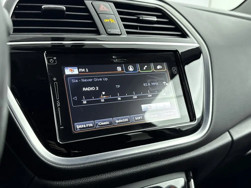 Suzuki S-Cross 1.0 Boosterjet Exclusive Stijl | Parkeersenso uit 2020, foto 7