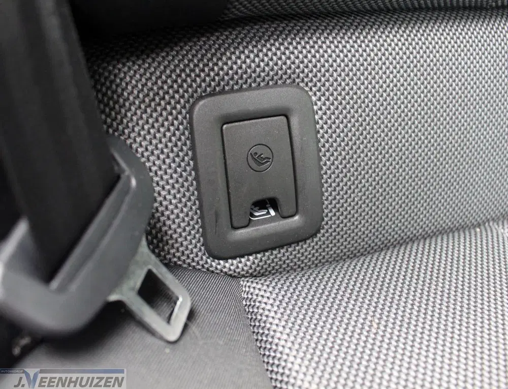 Audi Q2 uit 2020, foto 11