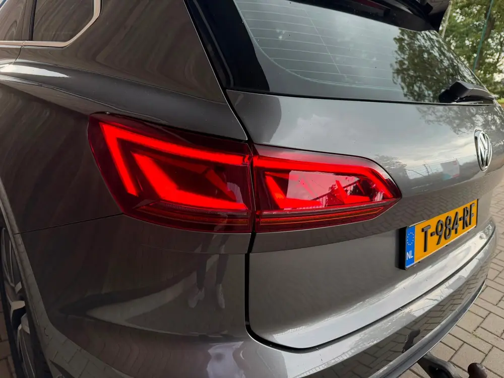 Volkswagen Touareg 3.0 TDI R-Line | FULL OPTIONS | uit 2019, foto 11