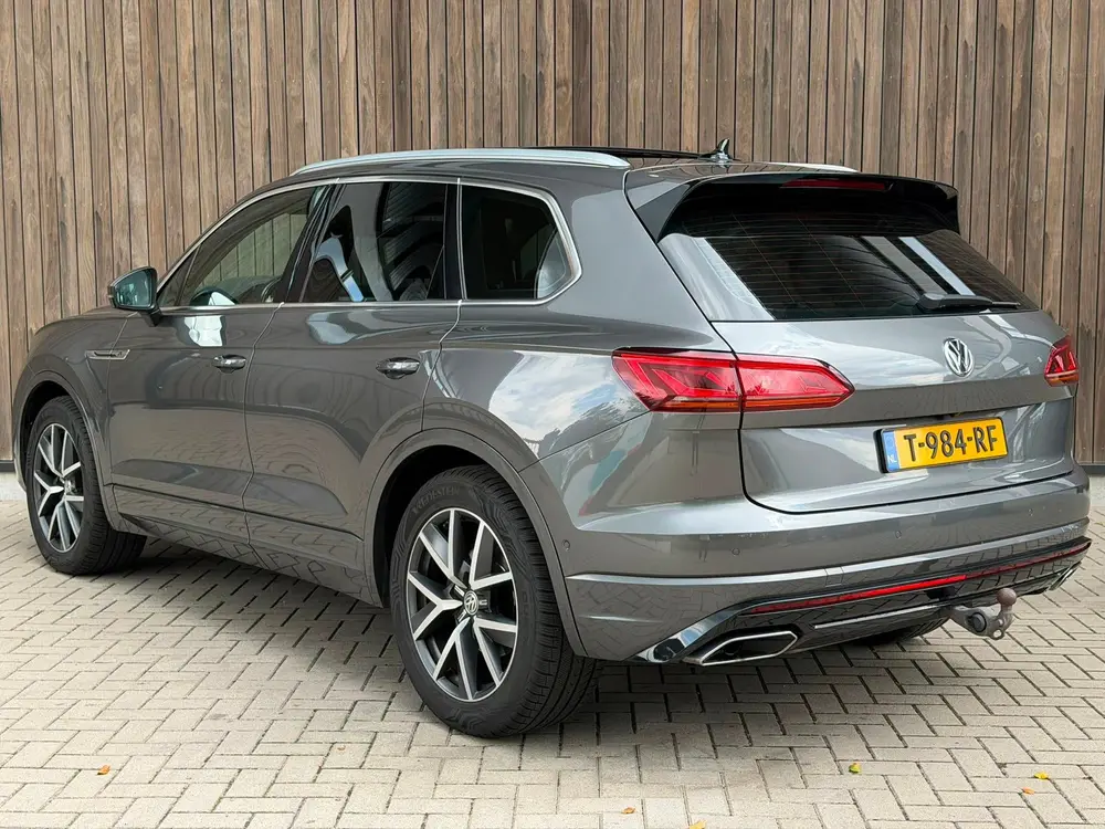 Volkswagen Touareg 3.0 TDI R-Line | FULL OPTIONS | uit 2019, foto 3