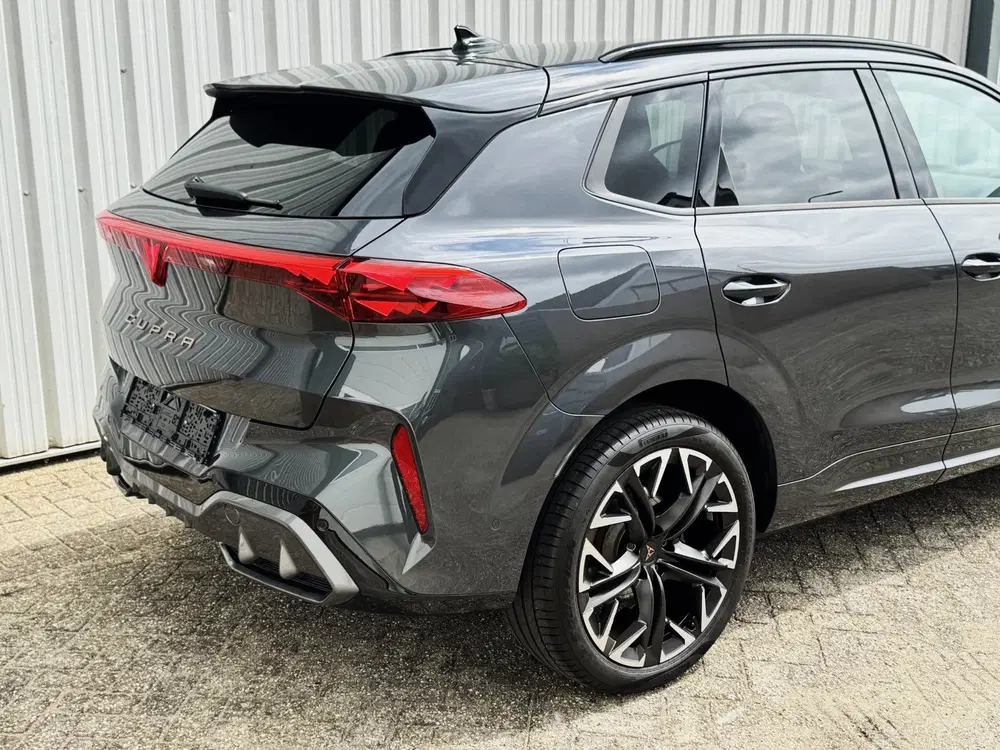 Cupra Terramar 1.5 TSI e-Hybrid uit 2025, foto 8