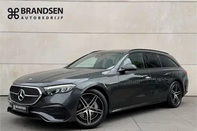 Mercedes-Benz E-Klasse 300 e AMG Line ACC-Pass scherm uit 2024