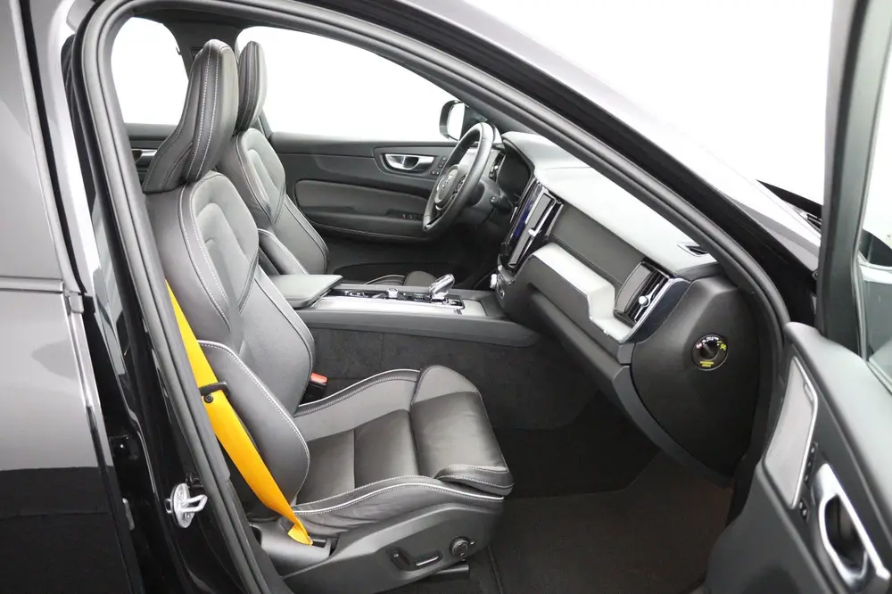 Volvo XC60 T8 Hybride AWD Polestar Engineered uit 2023, foto 12
