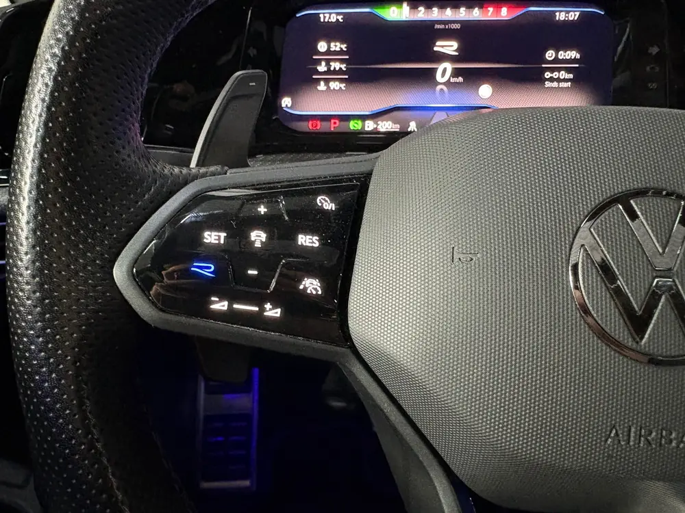 Volkswagen Golf 2.0 TSI R 4Motion uit 2023, foto 10