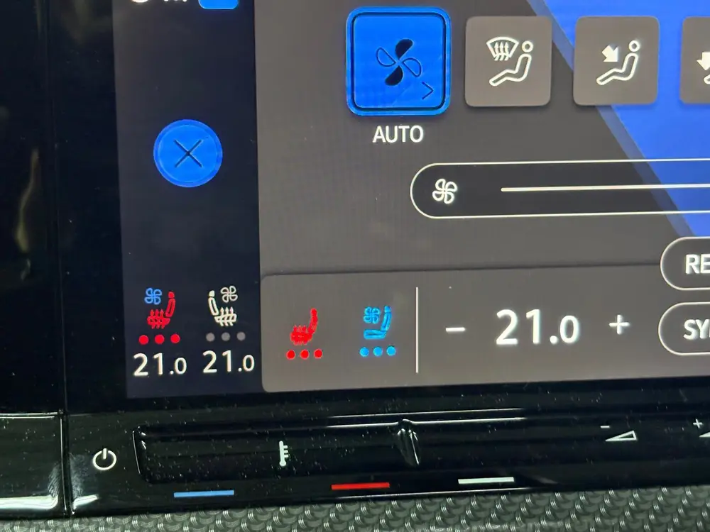 Volkswagen Golf 2.0 TSI R 4Motion uit 2023, foto 14