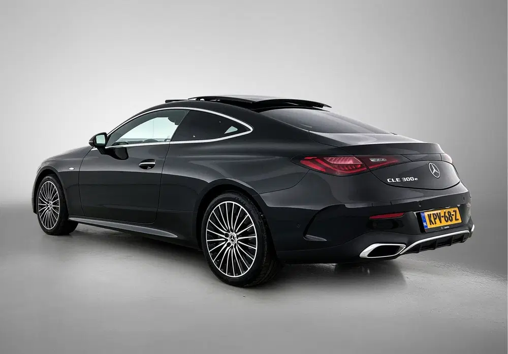 Mercedes-Benz CLE CLE Coupé 300 e AMG Plug-In Hybride uit 2025, foto 16