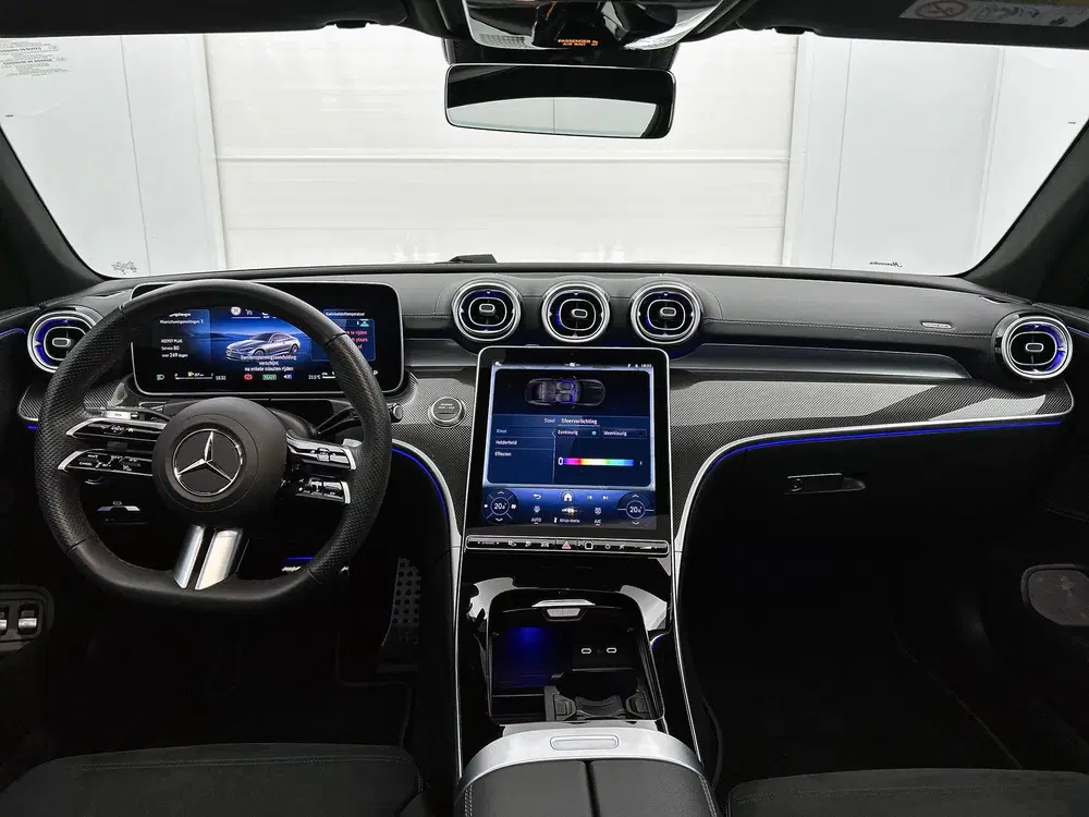 Mercedes-Benz CLE CLE Coupé 300 e AMG Plug-In Hybride uit 2025, foto 5
