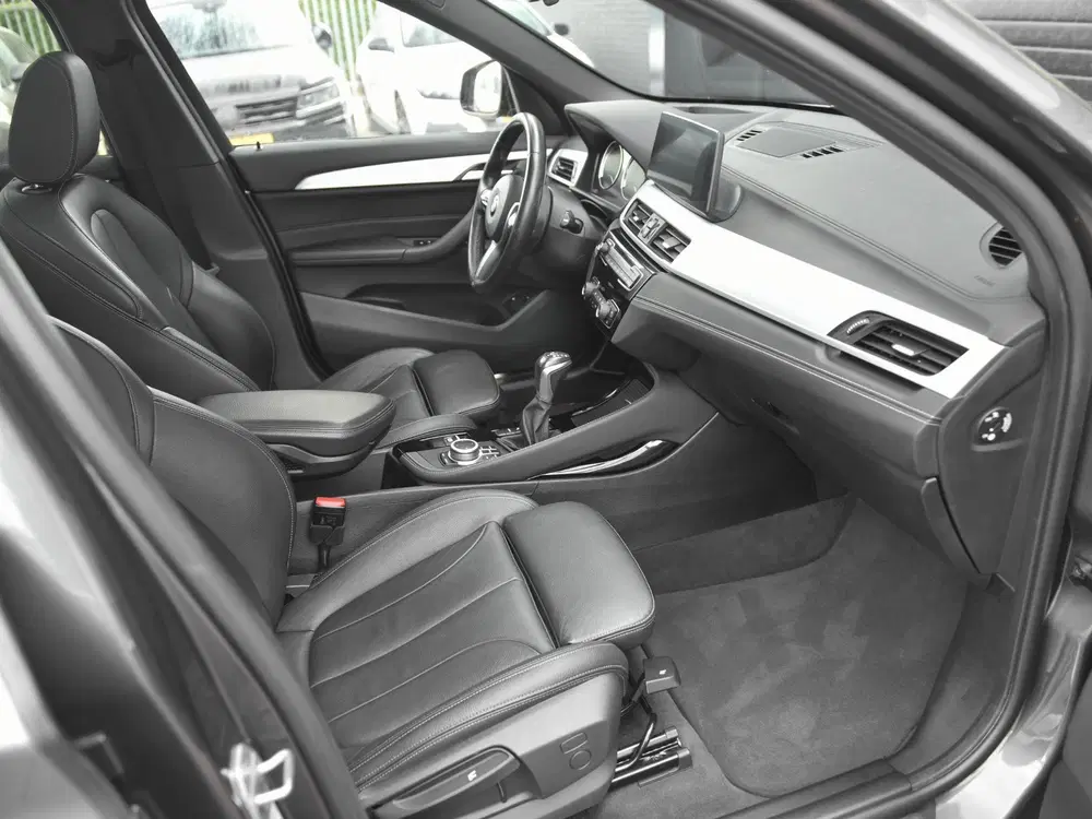 BMW X1 xDrive25e eDrive Edition SOH 91% M pakket uit 2021, foto 11