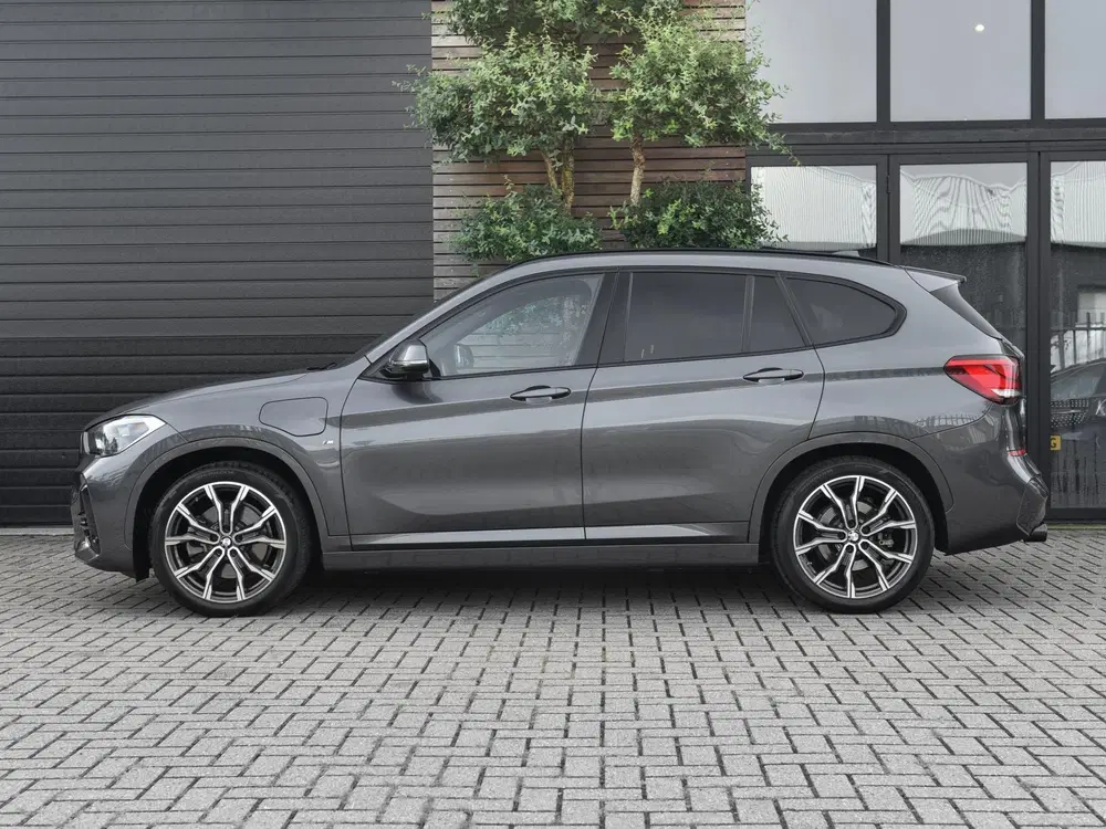 BMW X1 xDrive25e eDrive Edition SOH 91% M pakket uit 2021, foto 6