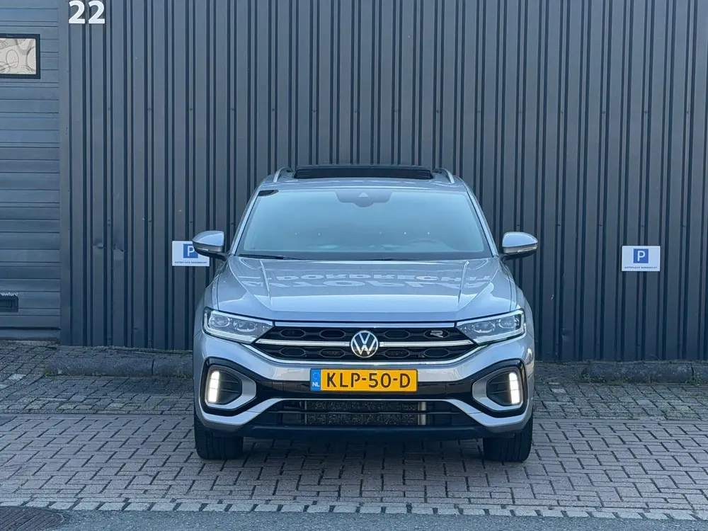 Volkswagen T-Roc 1.5 TSI R-Line|Pano|Virtual|DSG|ACC|IQ-Ligh uit 2023, foto 5