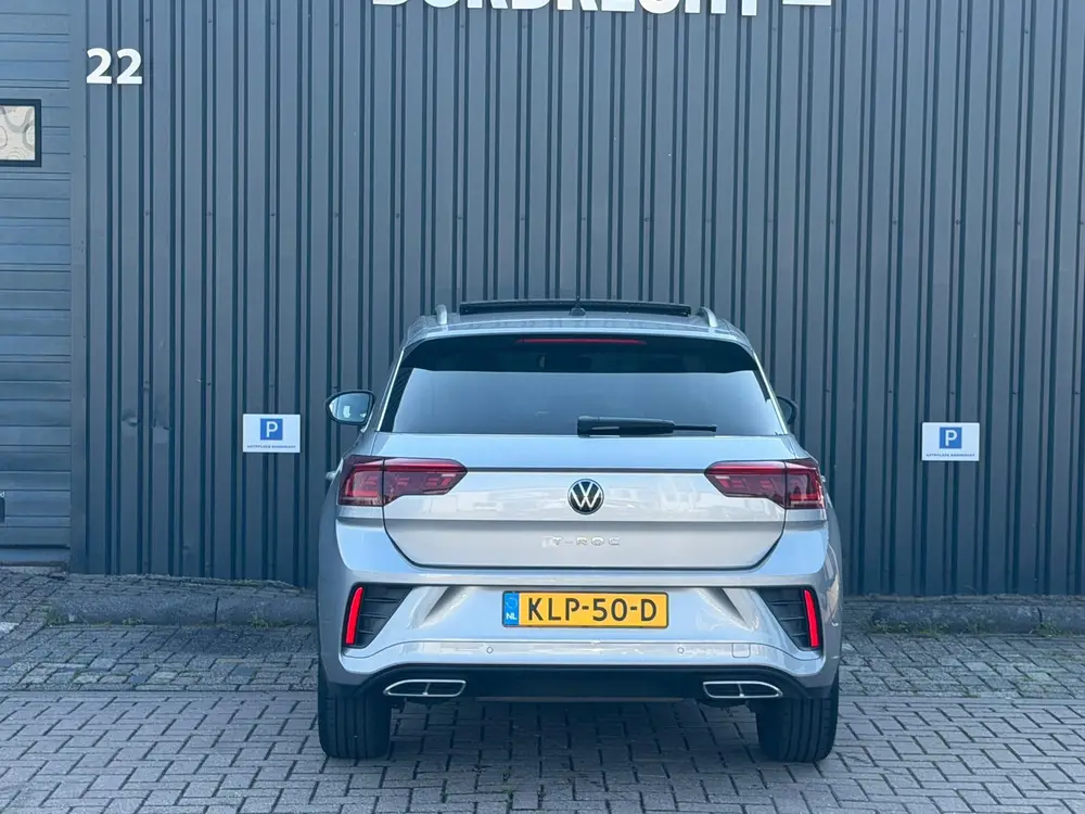 Volkswagen T-Roc 1.5 TSI R-Line|Pano|Virtual|DSG|ACC|IQ-Ligh uit 2023, foto 7