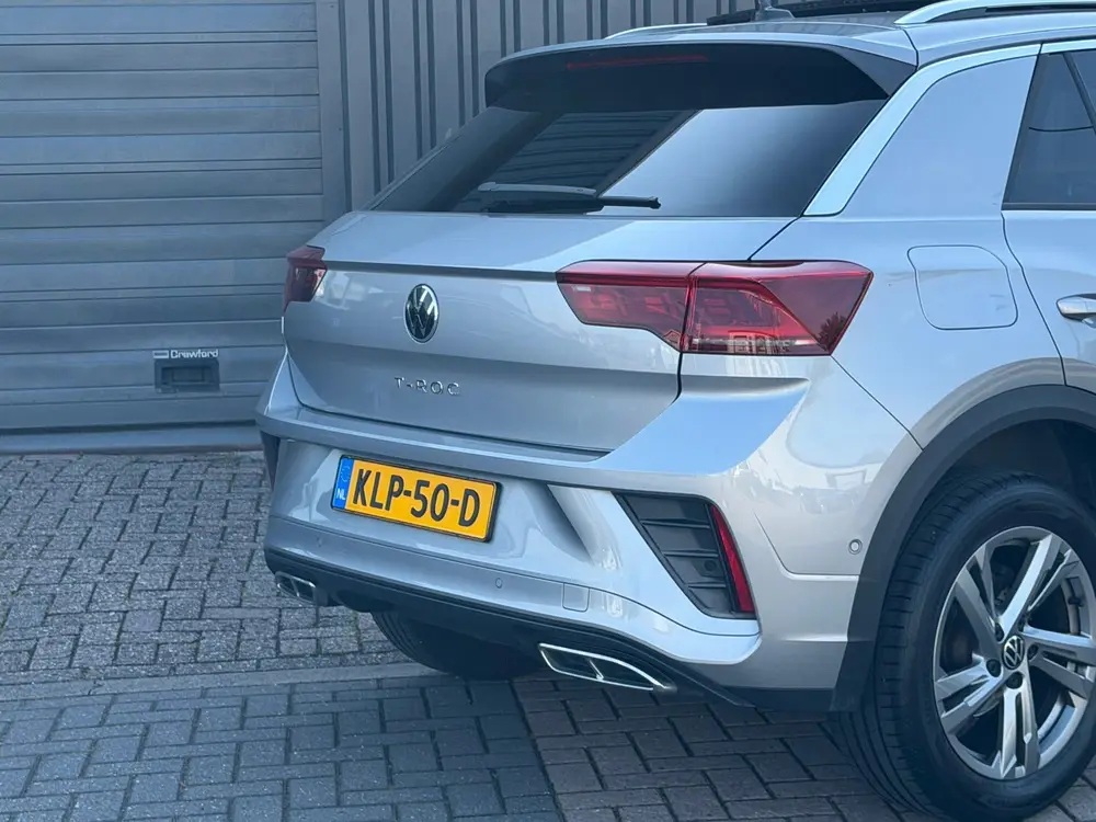 Volkswagen T-Roc 1.5 TSI R-Line|Pano|Virtual|DSG|ACC|IQ-Ligh uit 2023, foto 8