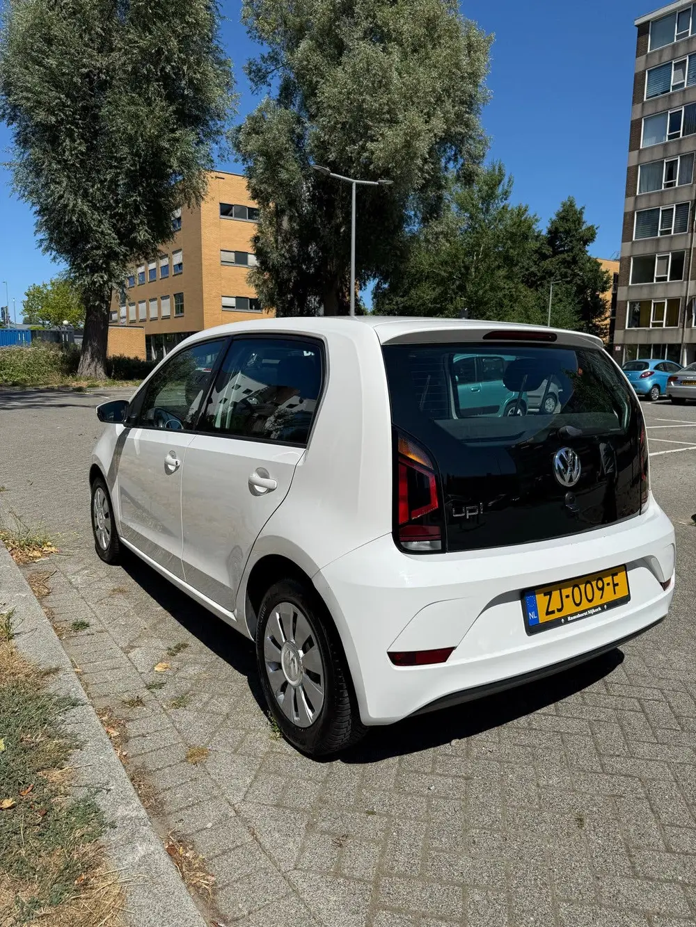 Volkswagen Up! 1.0 60PK 5D BMT 2019 Wit uit 2019, foto 3