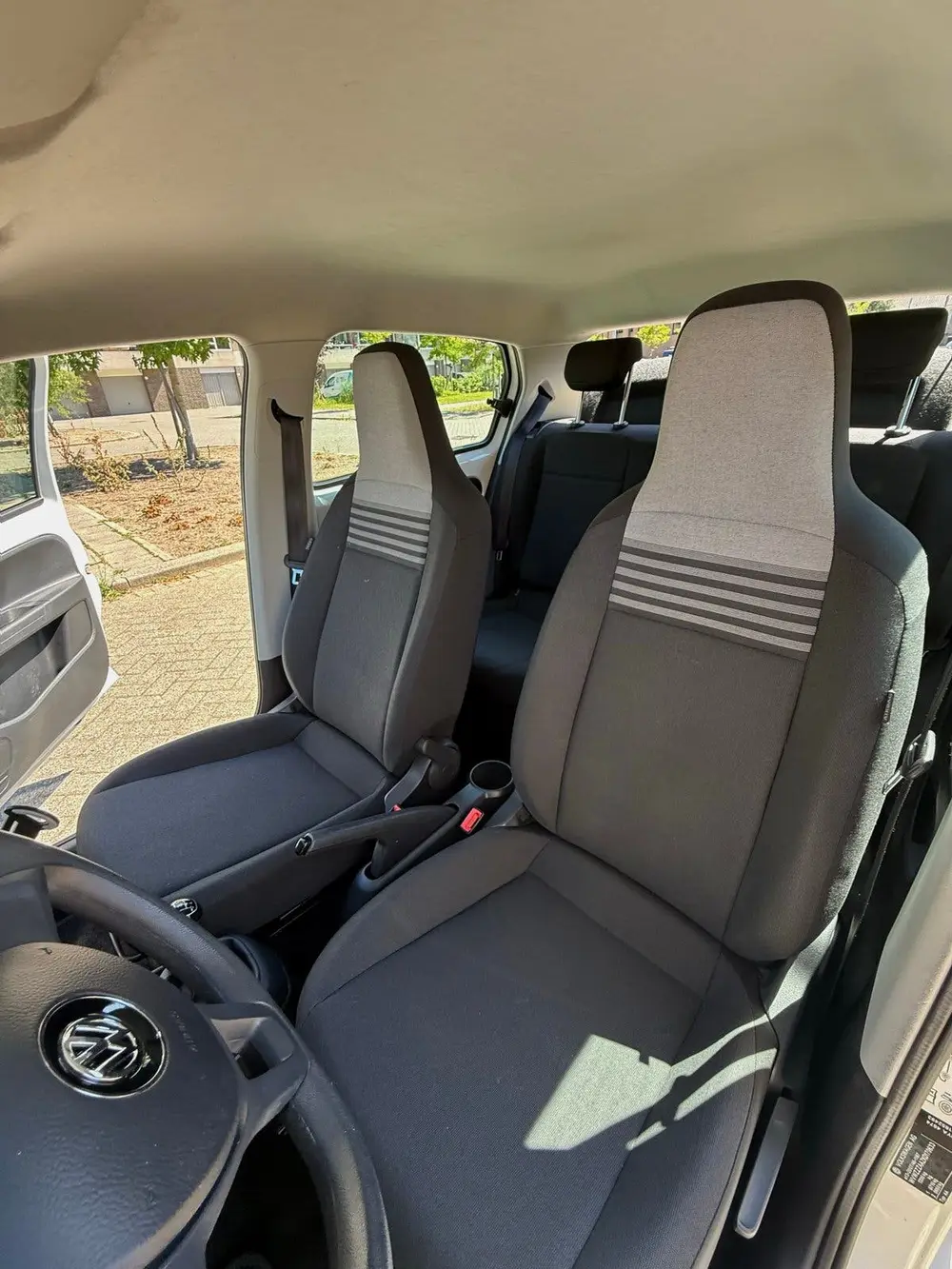 Volkswagen Up! 1.0 60PK 5D BMT 2019 Wit uit 2019, foto 7