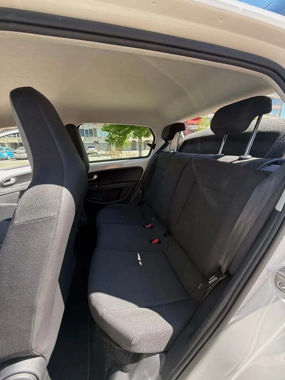 Volkswagen Up! 1.0 60PK 5D BMT 2019 Wit uit 2019, foto 9