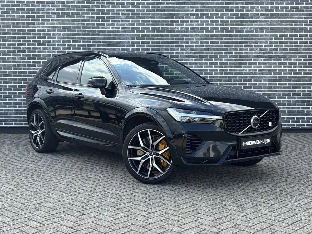 Volvo XC60 Plug-in-Hybrid T8 AWD Polestar Engineered uit 2023, foto 4