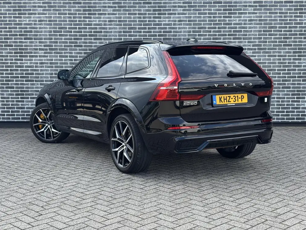 Volvo XC60 Plug-in-Hybrid T8 AWD Polestar Engineered uit 2023, foto 5