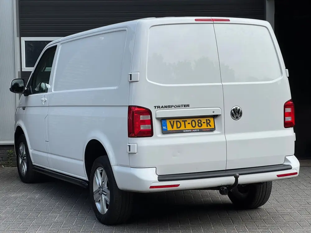 Volkswagen Transporter 2.0 TDI L1H1 Highline Trekhaak uit 2019, foto 6
