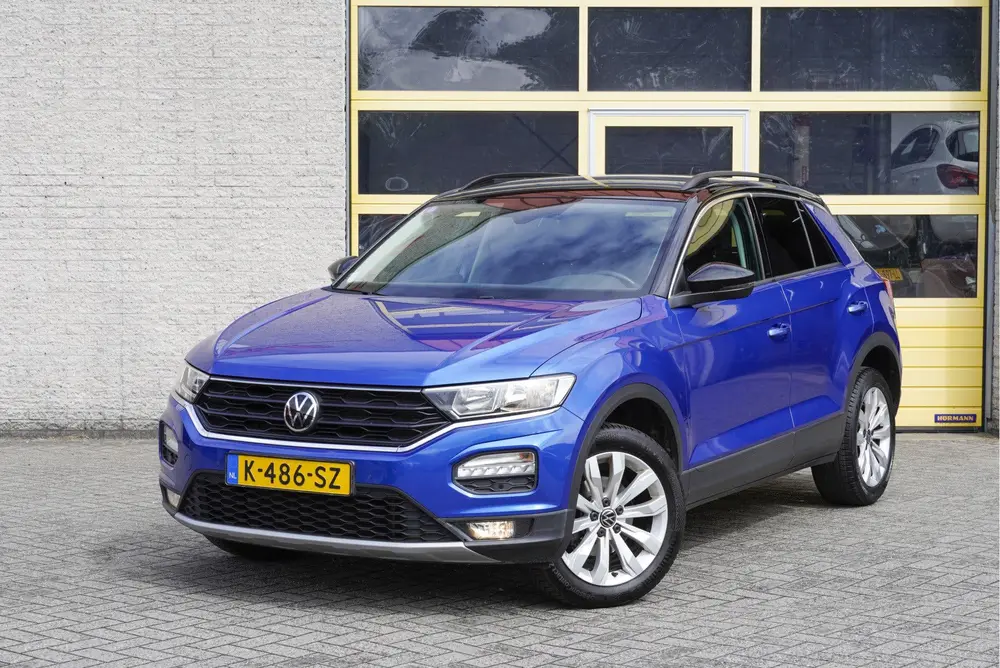 Volkswagen T-Roc 1.0 TSI Style BJ2021 Lmv 17" | Led | Pdc | uit 2021