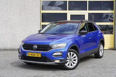 Volkswagen T-Roc 1.0 TSI Style BJ2021 Lmv 17" | Led | Pdc | uit 2021