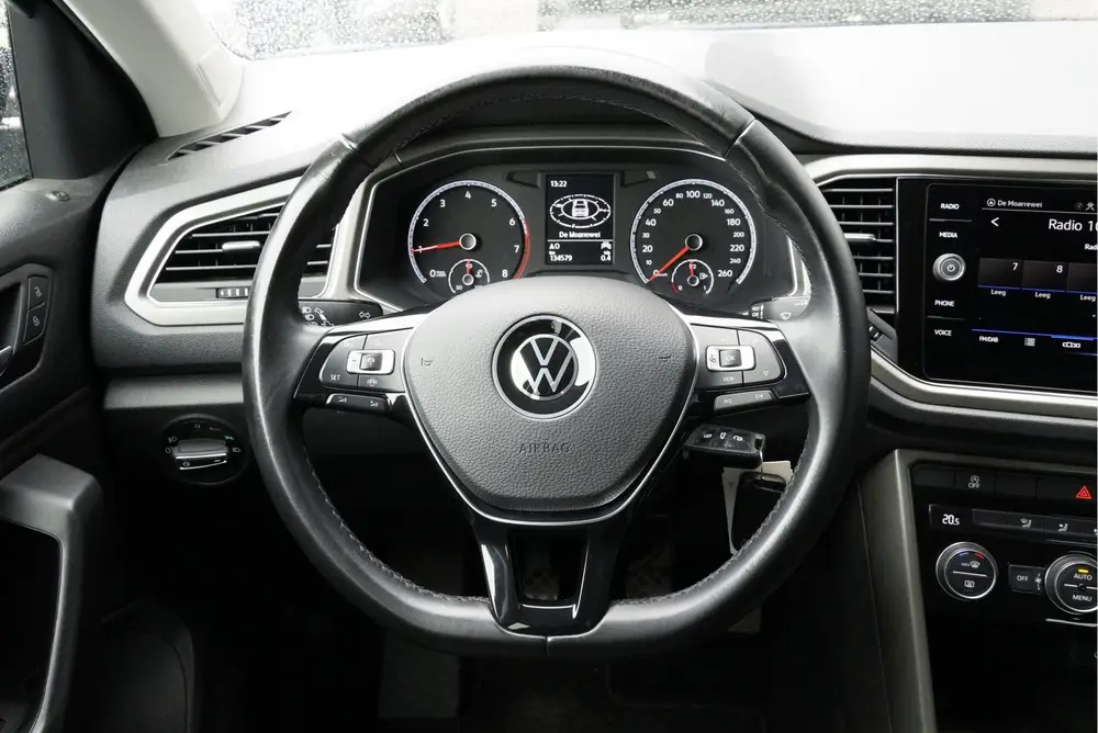 Volkswagen T-Roc 1.0 TSI Style BJ2021 Lmv 17" | Led | Pdc | uit 2021, foto 18