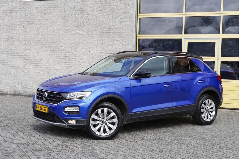 Volkswagen T-Roc 1.0 TSI Style BJ2021 Lmv 17" | Led | Pdc | uit 2021, foto 2