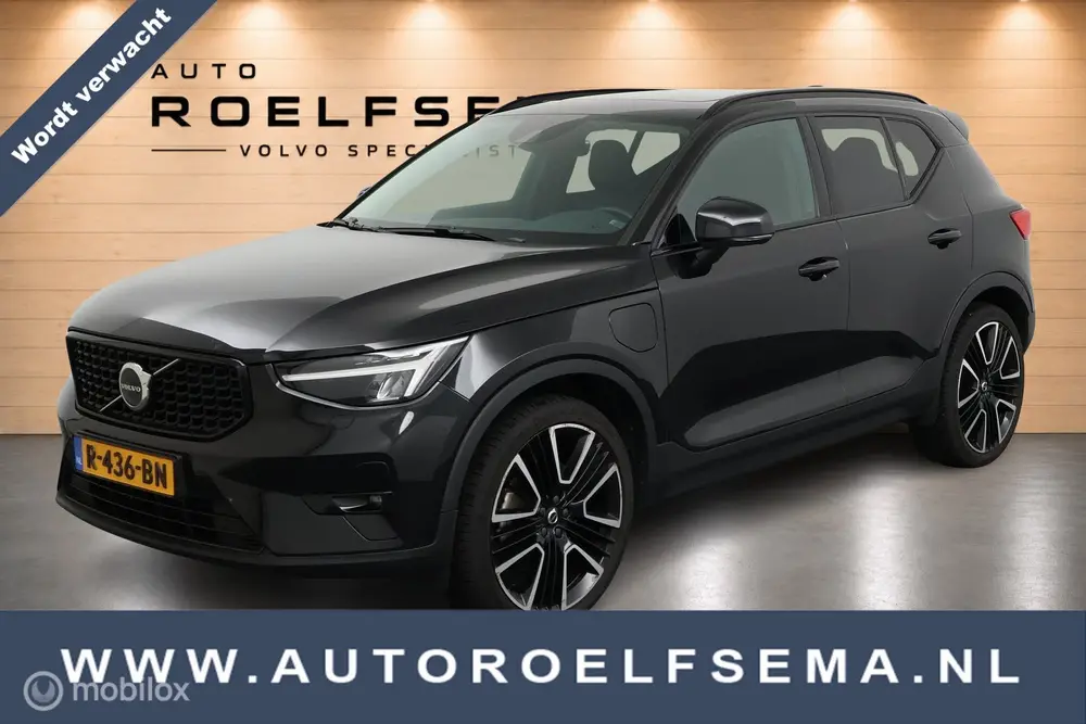Volvo XC40 1.5 T4 Plug-in hybrid Ultimate Dark uit 2022