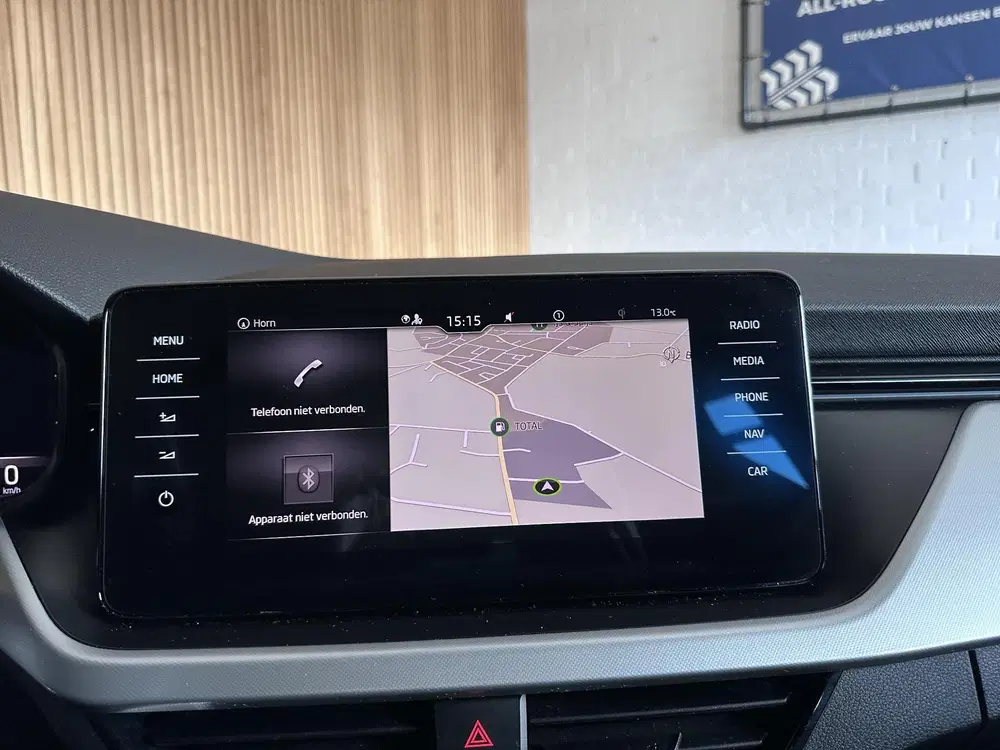 Skoda Kamiq 1.0 TSI Sport Business Electrische klep uit 2020, foto 10